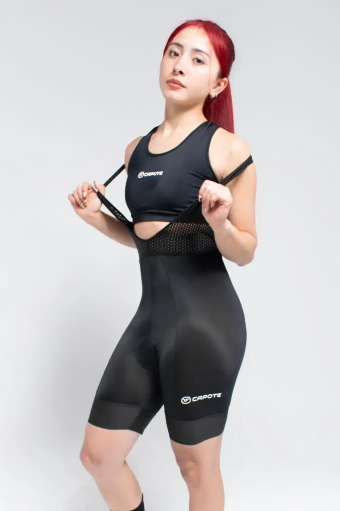 1 – LICRA DE CICLISMO LIGHT CORTA NEGRA – MUJER