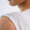 3.-DETALLE-CAMISILLA-DE-CICLISMO-BLANCA-CAPOTE-STORE-jpg