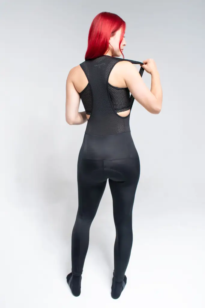 4 – LICRA DE CICLISMO LIGHT LARGA NEGRA – MUJER