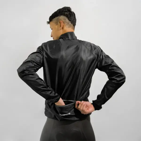 Chaqueta Rompevientos Negra