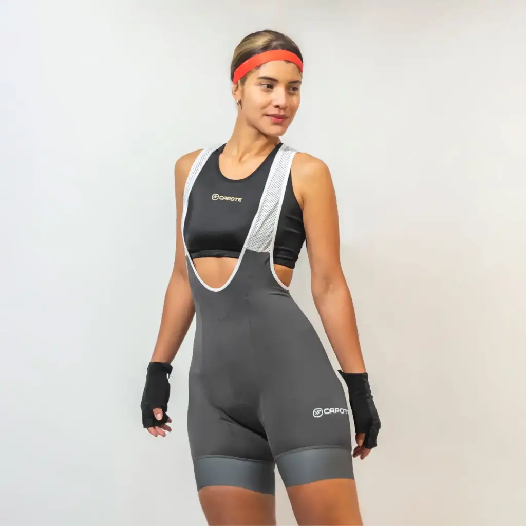 LICRA-DE-CICLISMO-CORTA-COLOR-GRIS-PREMIUM-PLUS-CAPOTE-MUJER-FRENTE-jpg