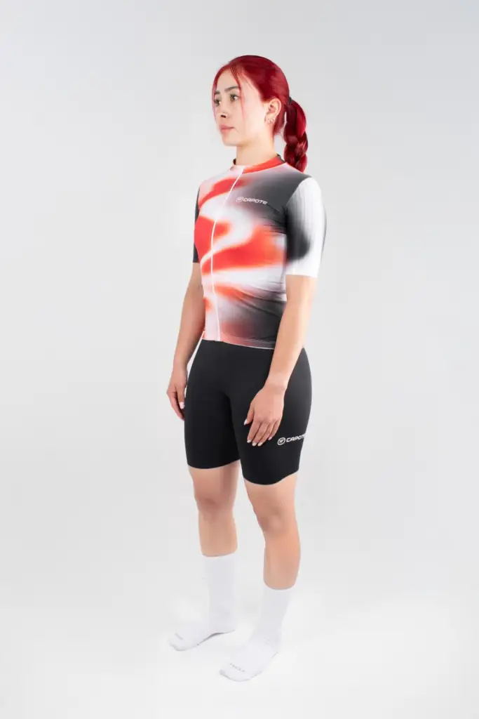 1. JERSEY DE CICLISMO NEBULA INFERNO – CAPOTE – MANGA LARGA – MUJER – LATERAL