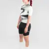 1. JERSEY DE CICLISMO NEBULA PHANTOM – CAPOTE – MANGA CORTA – MUJER – LATERAL