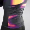 3. JERSEY DE CICLISMO NEBULA ECLIPSE – CAPOTE – MANGA LARGA – HOMBRE – ESPALDA