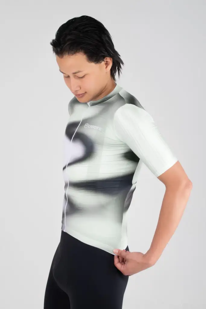 5. JERSEY DE CICLISMO NEBULA PHANTOM – CAPOTE – MANGA CORTA – HOMBRE – LATERAL