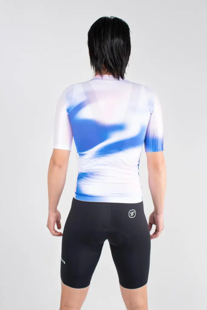 6. JERSEY DE CICLISMO NEBULA AURORA – CAPOTE – MANGA CORTA – HOMBRE – ESPALDA