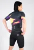 6. JERSEY DE CICLISMO NEBULA ECLIPSE – CAPOTE – MANGA CORTA – HOMBRE – ESPALDA