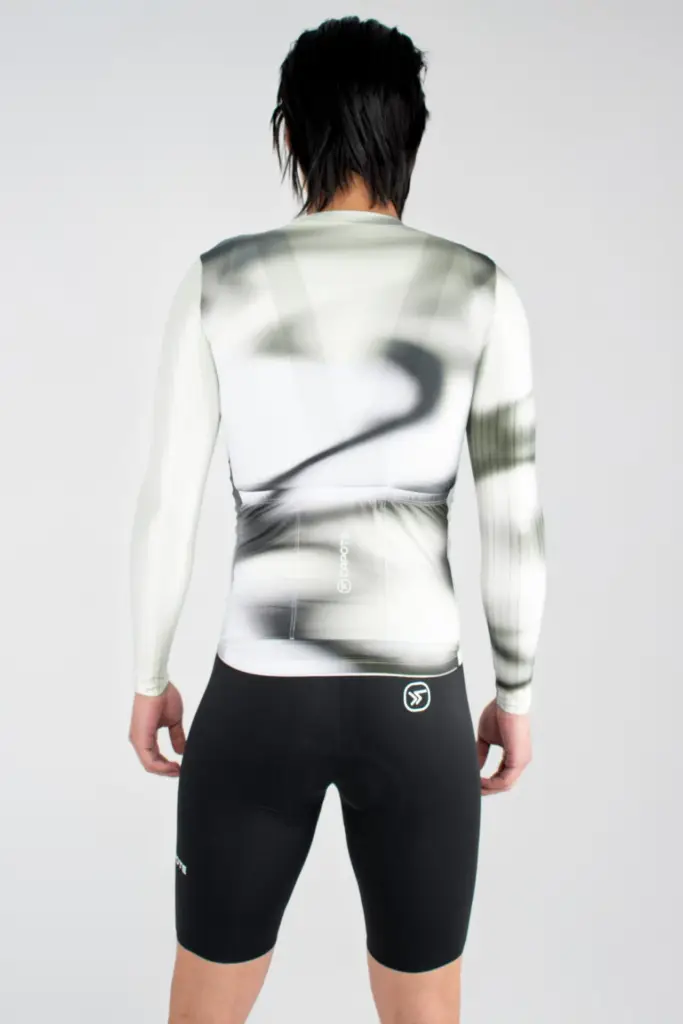 7. JERSEY DE CICLISMO NEBULA PHANTOM – CAPOTE – MANGA LARGA – HOMBRE – ESPALDA